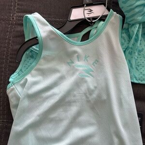 Brand new with tags Nike outfit girls size small
